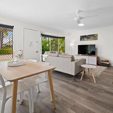 2 Bedroom Villa In Tropical Resort Noosaville Buitenkant foto